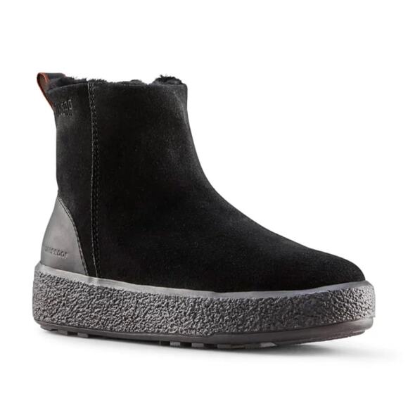 NWT Women's Cougar Broom Waterproof Lambskin Lining Bootie in Black size 9 - Picture 1 of 7